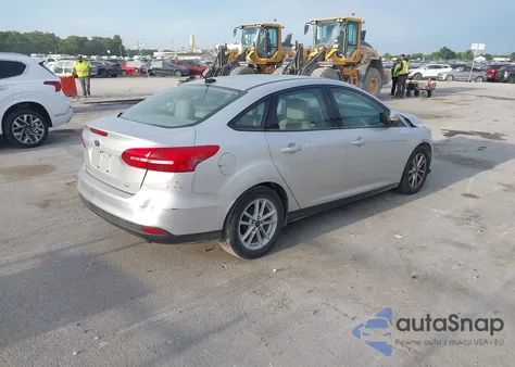 2017 Ford Focus Se z USA, uszkodzony, nr VIN 1FADP3F29HL247640